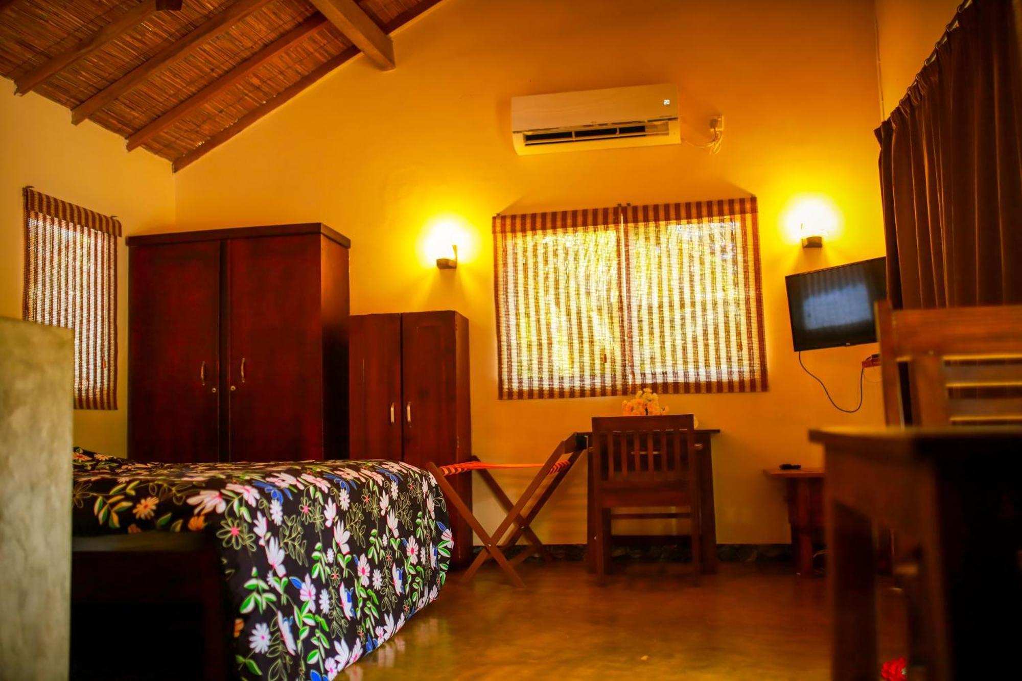 Nayan'S Paradise Kottanitivu Exterior foto